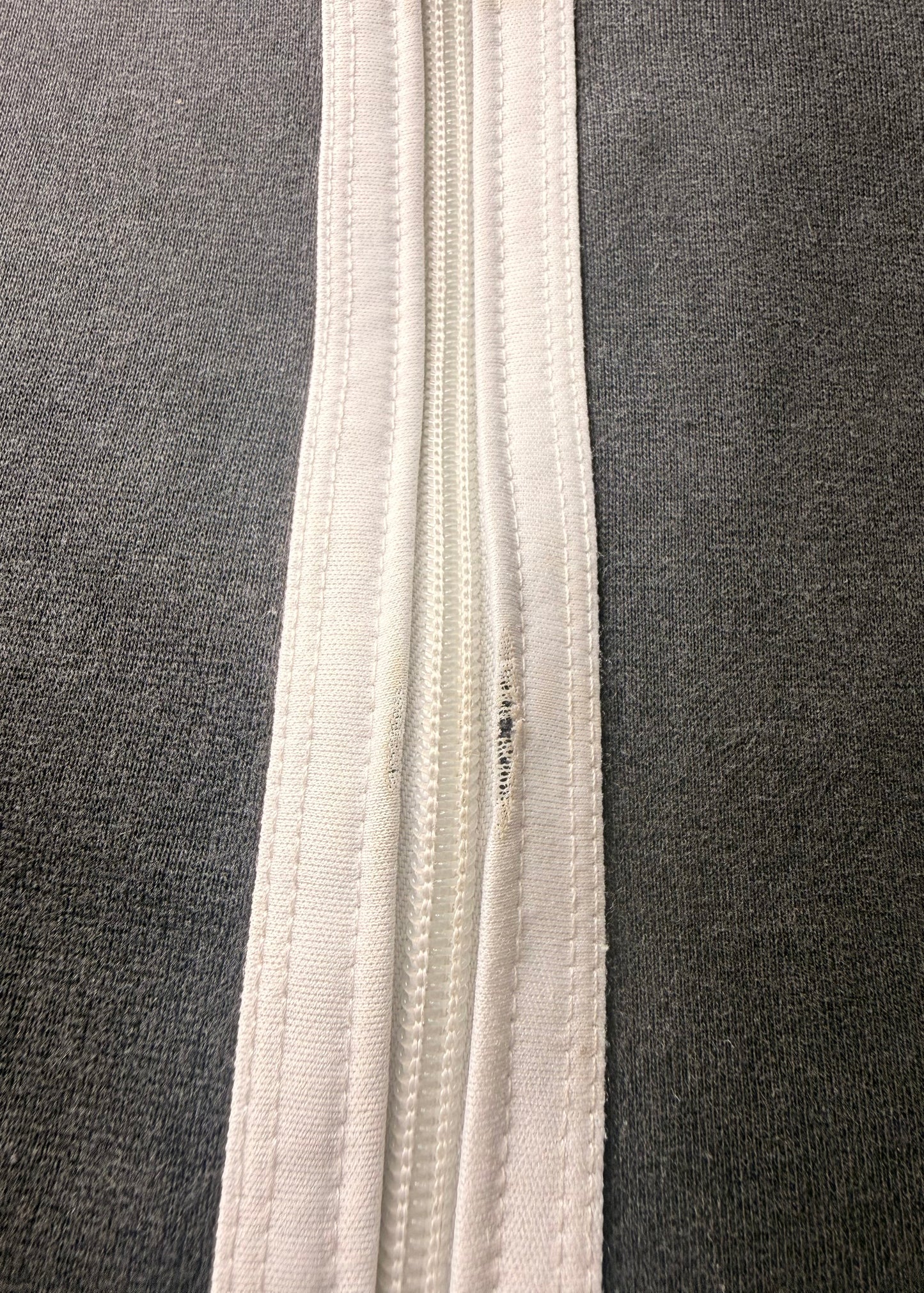 Y2K BLACK ZIP HOODIE