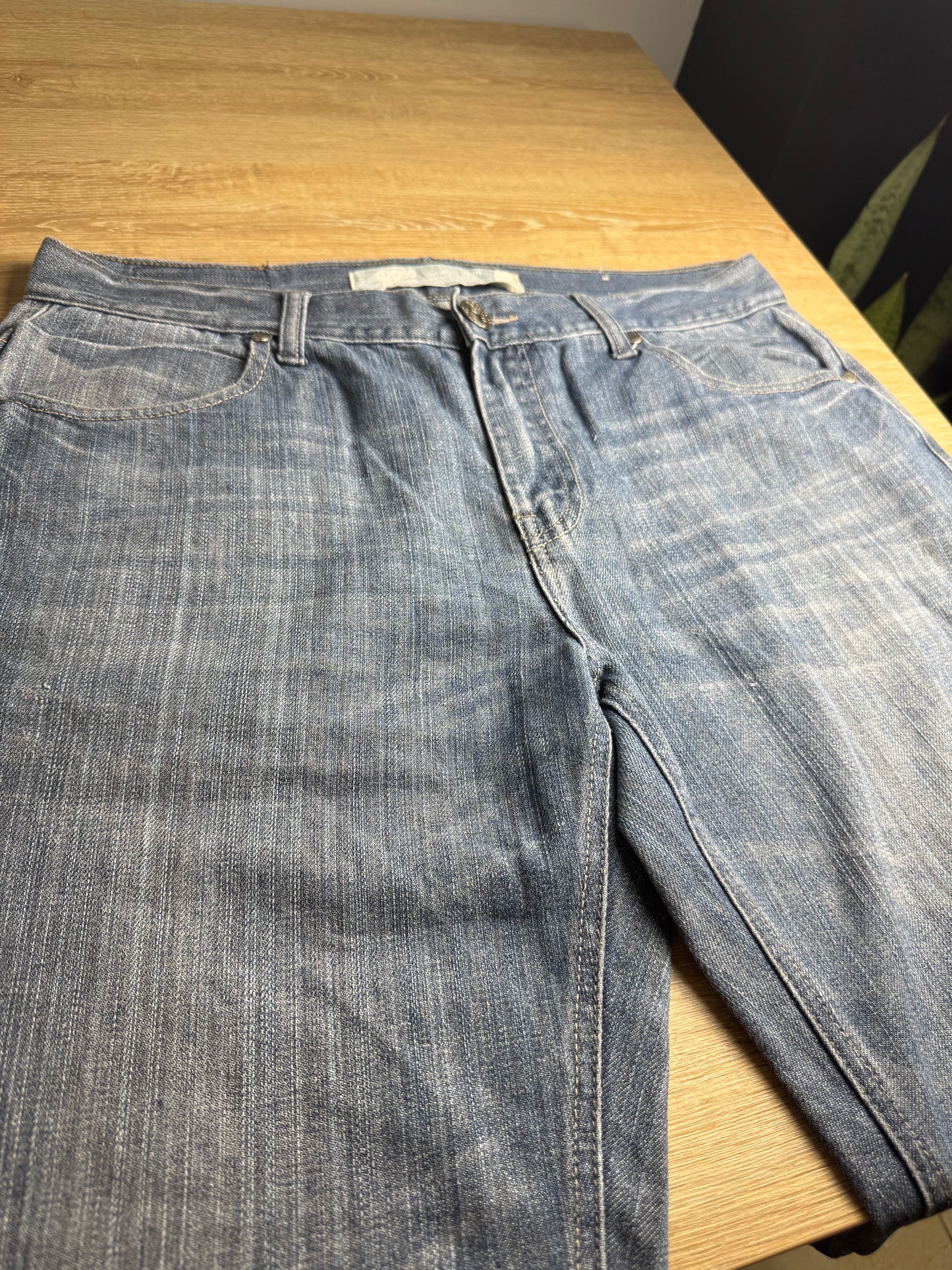 TIMELESS JEAN