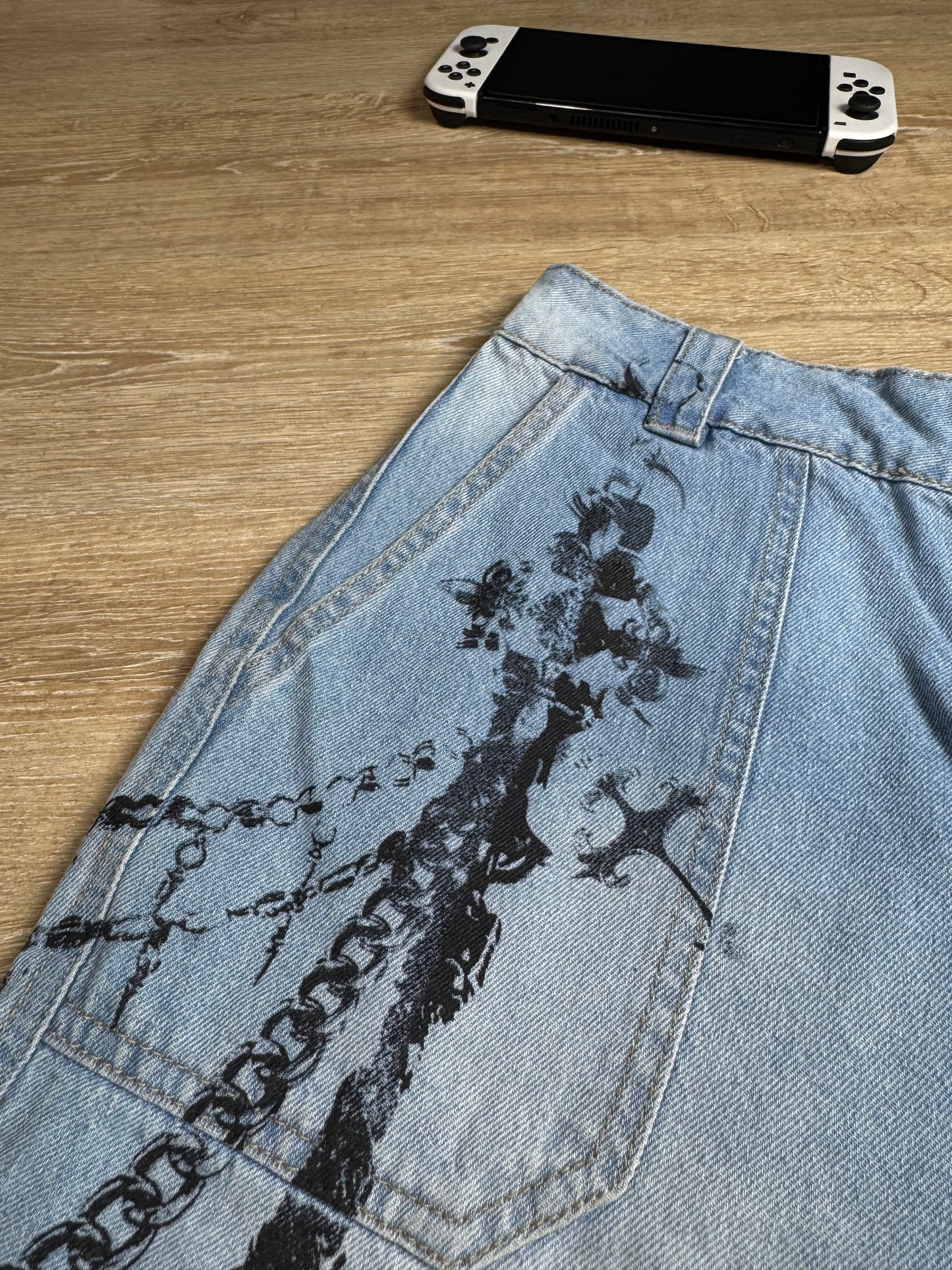 CHAINED ECLIPSE DENIM