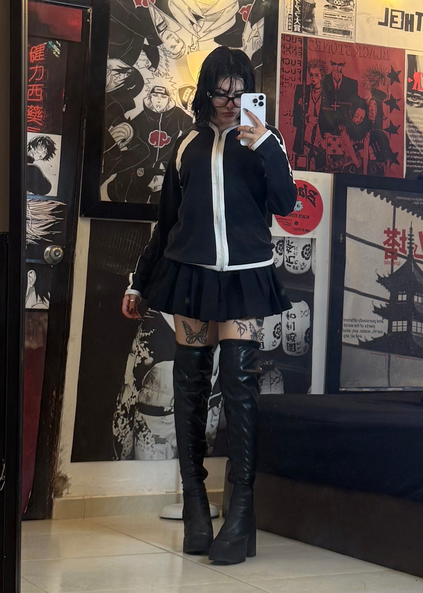 Y2K BLACK ZIP HOODIE