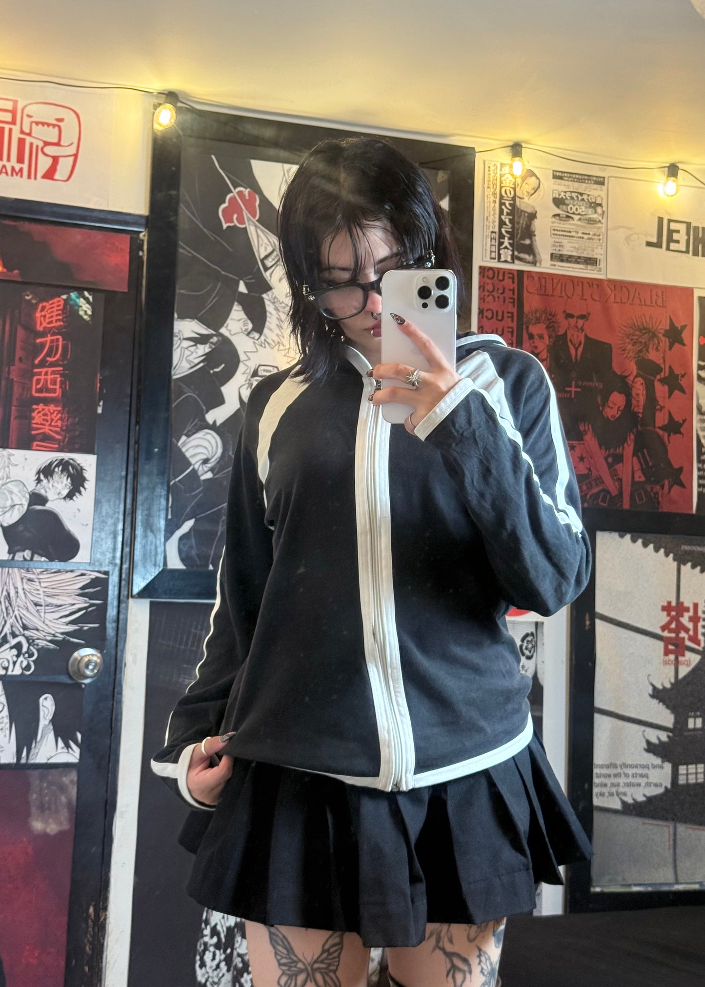 Y2K BLACK ZIP HOODIE