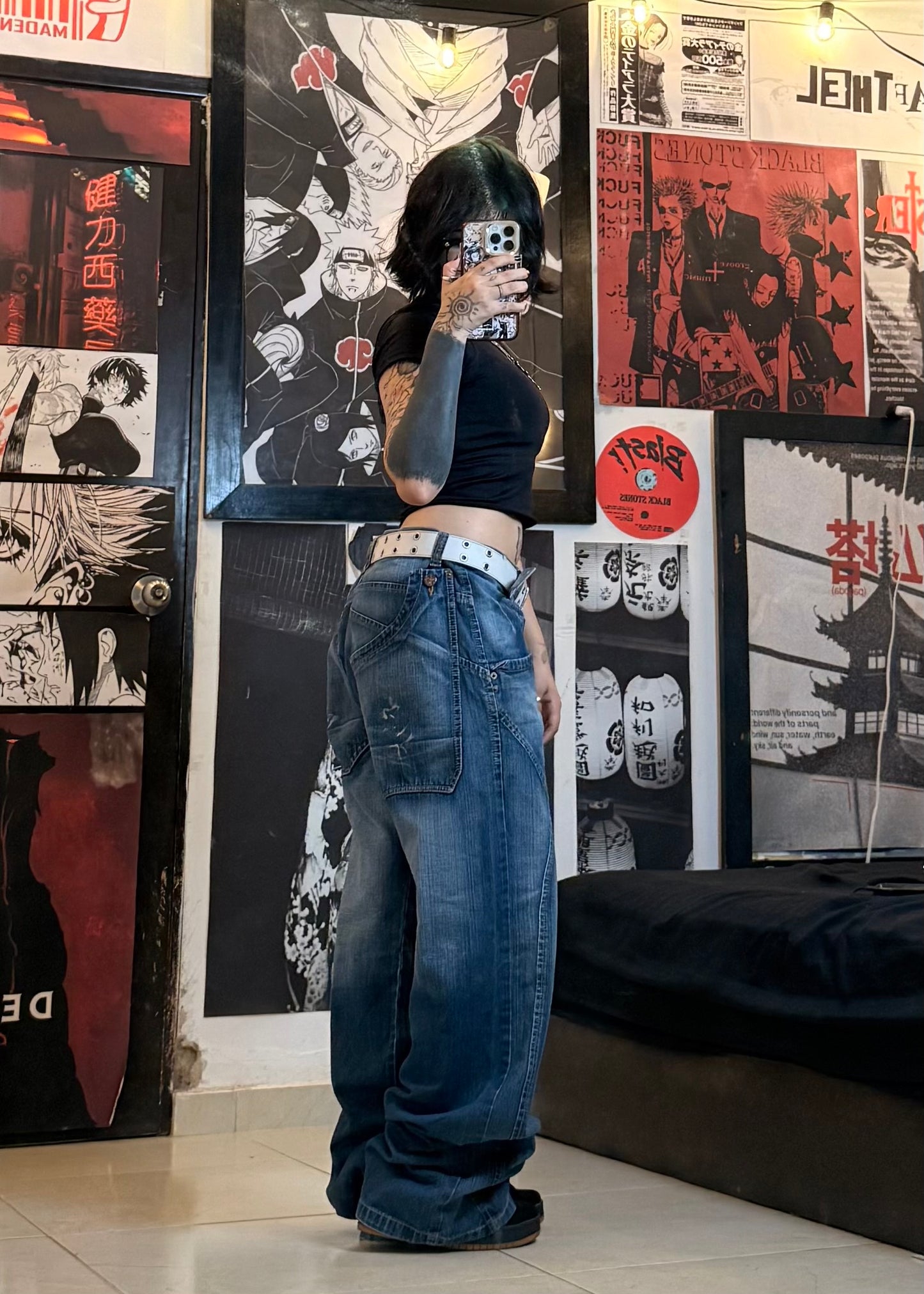 Y2K MULTI-POCKET JEANS