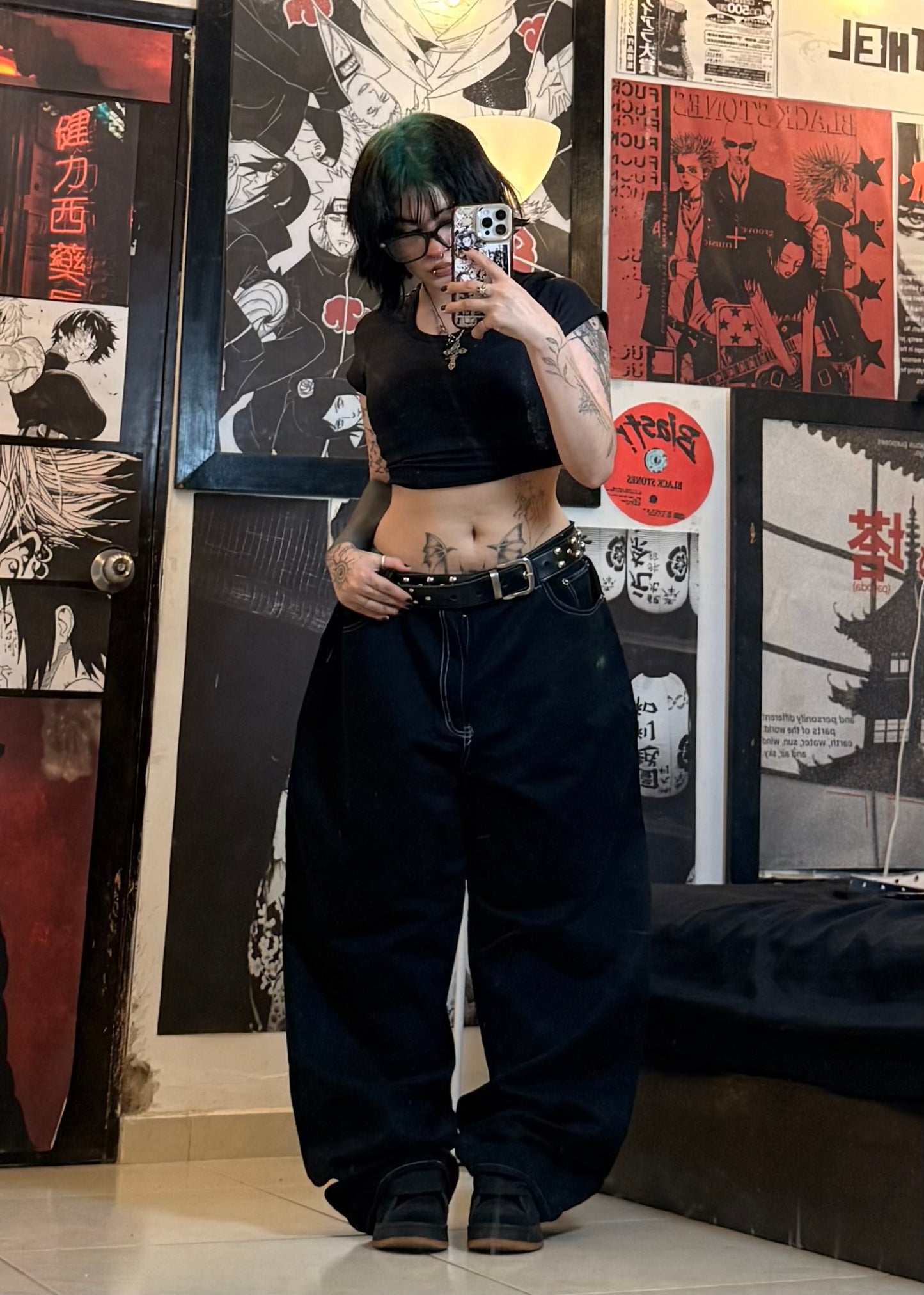 NOIR ESSENTIAL