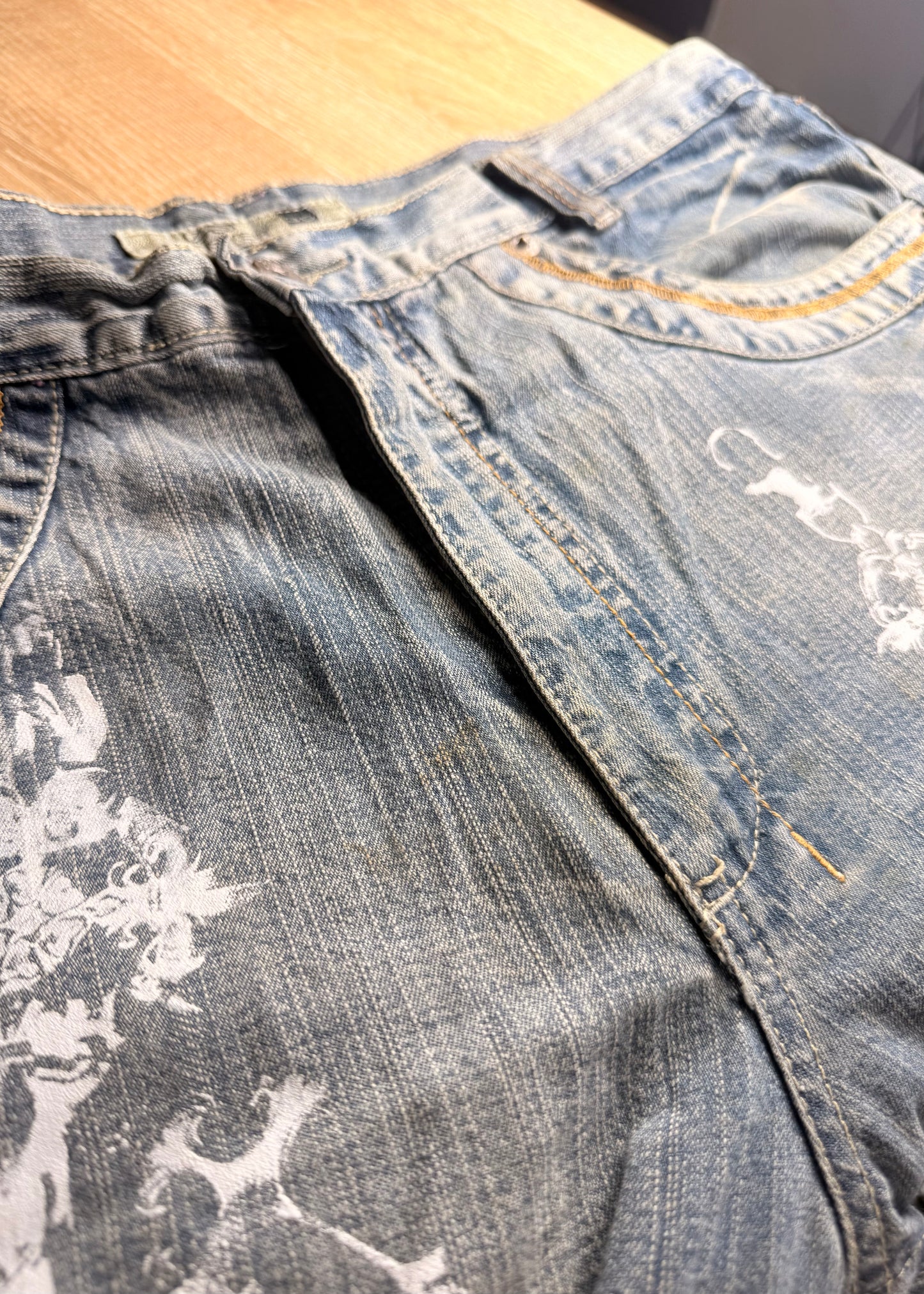 PINSTRIPE RECONSTRUCTED DENIM